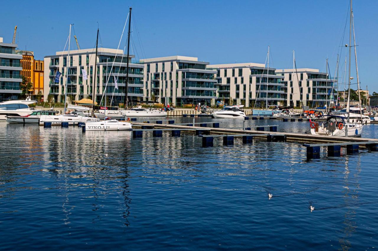 Ferienwohnung Yacht Park Marina by AmberBlue Gdynia Exterior foto